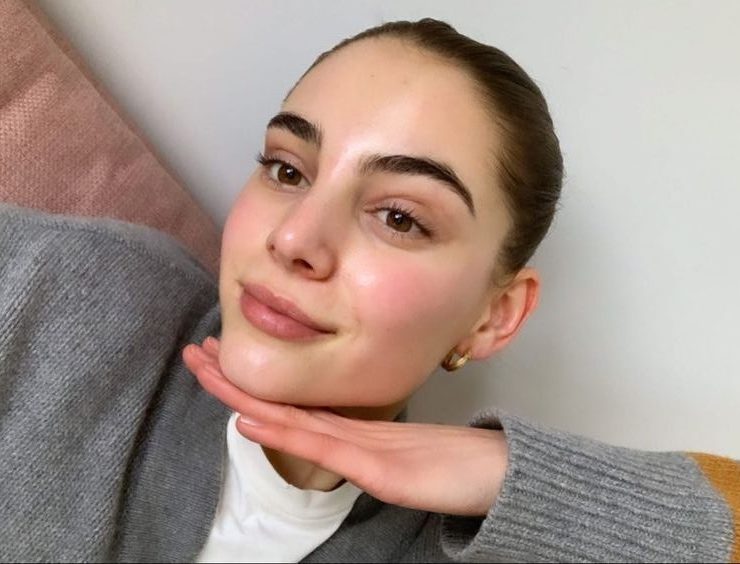 Flawless Finish Tips: Say Goodbye to Cakey Looking Makeup Forever!
