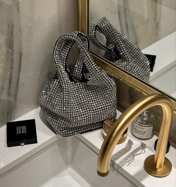 Shine Bright with These Must-Have Sparkle Purses For Every Party