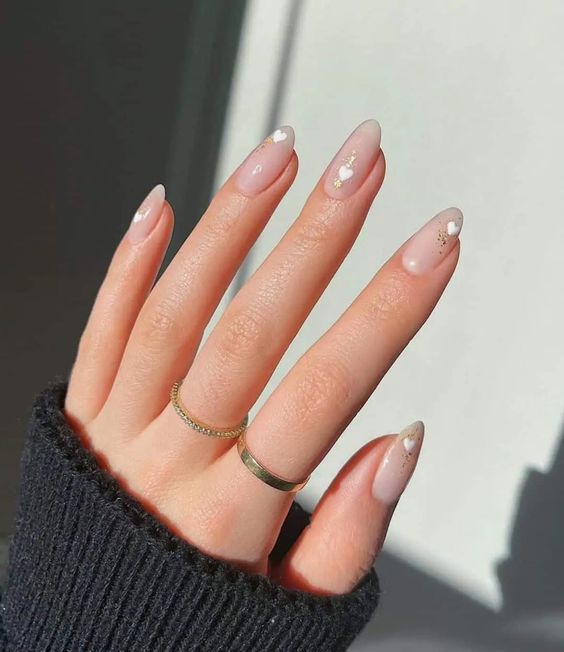 The Neutral Nails Trend of 2024 According to Pinterest