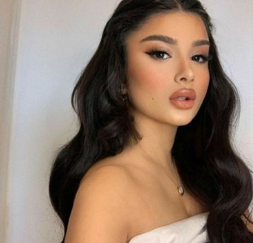 TikTok Makeup Trend 2022: The Siren Gaze Eyes