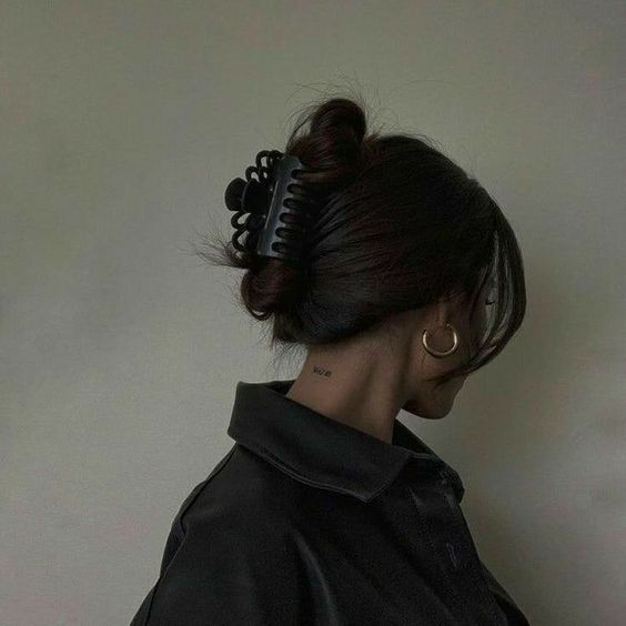 7 Easy Hairstyle Ideas Of 2024 That Went Viral On Tiktok