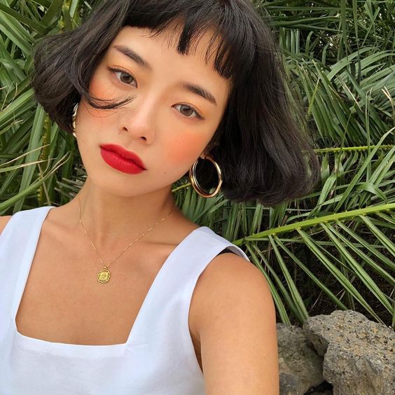 How to Pull off the Micro Bangs Trend with New Vibes On 2024