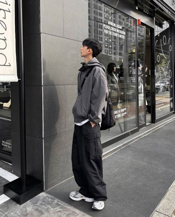 Chill in Style 2024 : Winter Korean Men's Outfit Ideas to Beat the Cold