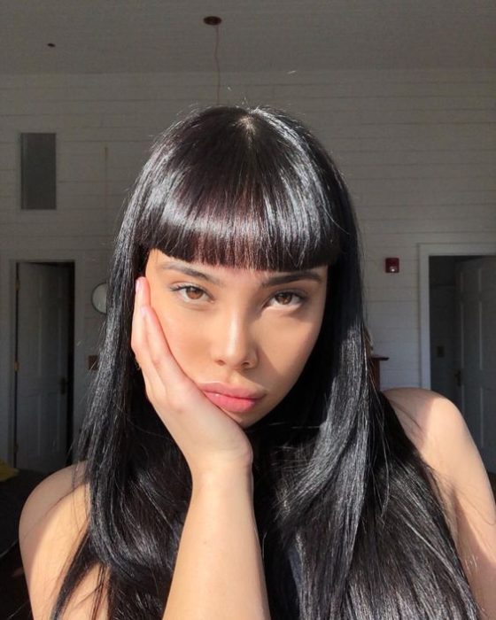 How to Pull off the Micro Bangs Trend with New Vibes On 2024