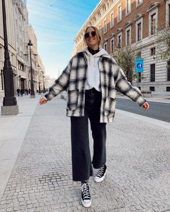 The Ultimate Guide to Wear Plaid Shirt Trend in 2024