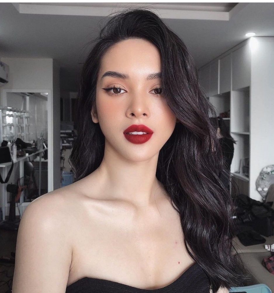Flawless Makeup Looks for New Year's Eve 2024