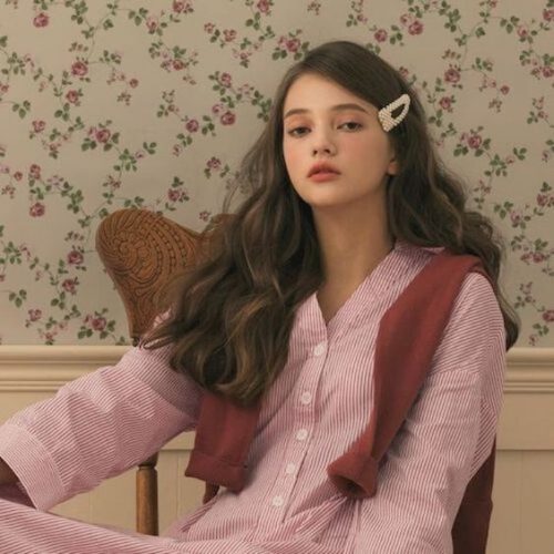 7 Easy and Cute Christmas Hairstyle Ideas for Every Occasion