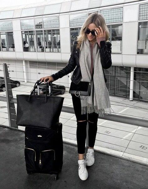Black and gray travel outfit.