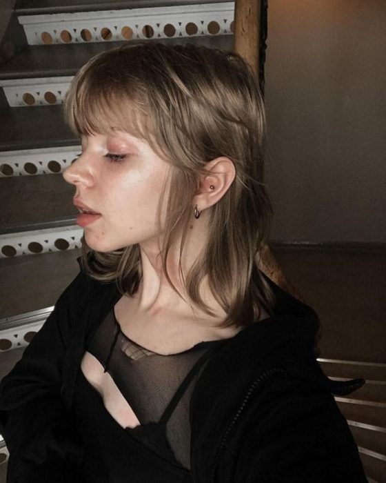 How to Rock the Mullet Haircut Trend For Women In 2024
