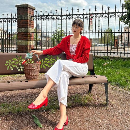 The Ultimate Guide to Spring 2024: Styling Your Cardigan Sweater