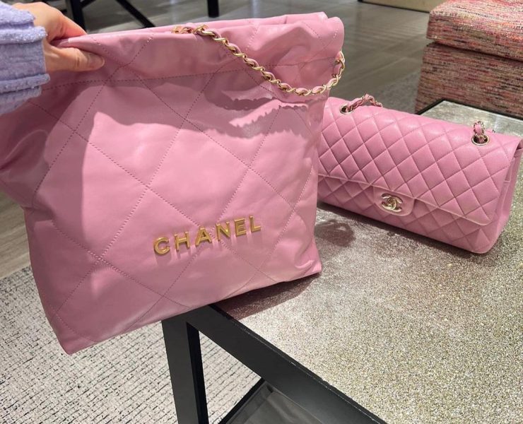 6 Most Favorite Chanel Handbags You Need To Complete To Your Wardrobe