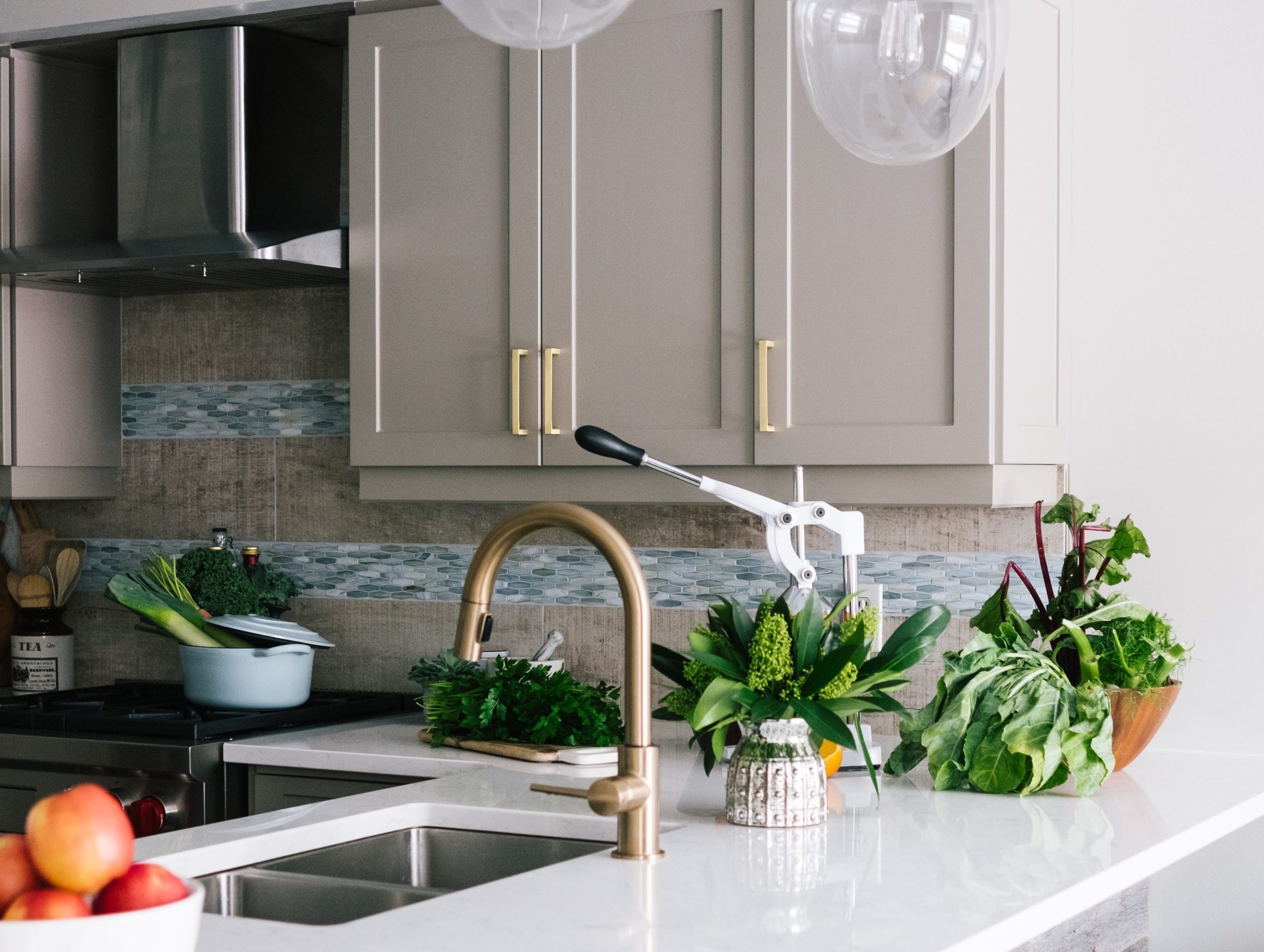 4 Reasons to Update Your Kitchen in 2022