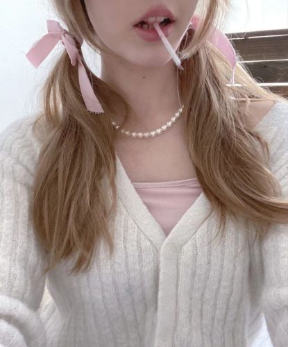 How To Stye Coquette Aesthetic Trend for Girly Look