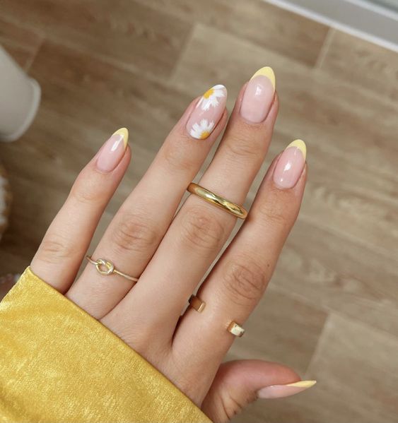 Pretty In Pastels: A Guide to Spring Nail Trends 2024
