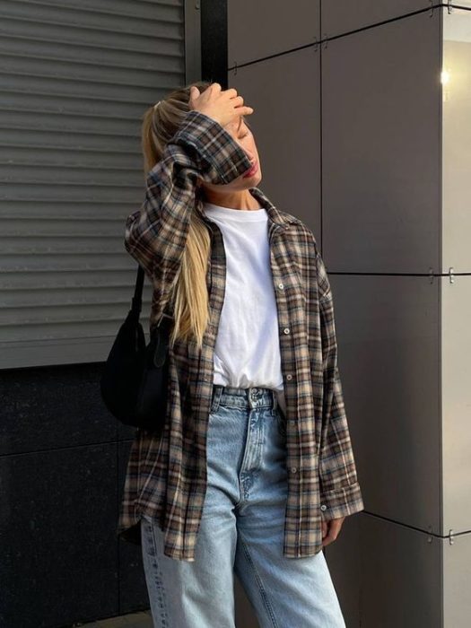 The Ultimate Guide to Wear Plaid Shirt Trend in 2024