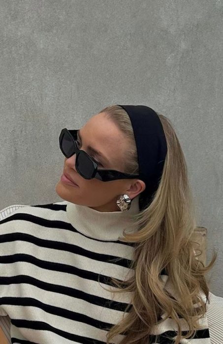 A Guide to Hairstyling According To The Neckline Styles