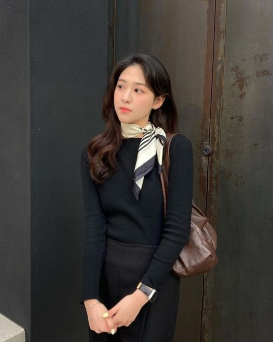 How to Wear the Bandana Scarf for Spring Fashion 2024