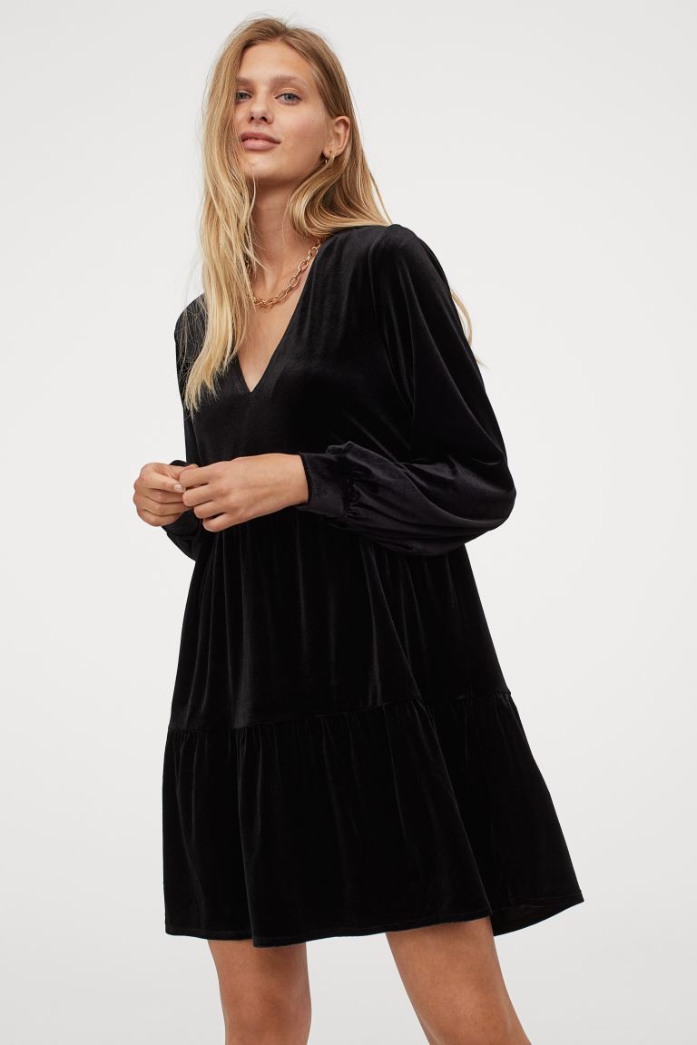 Best Dresses To Shop For Holiday By H&M
