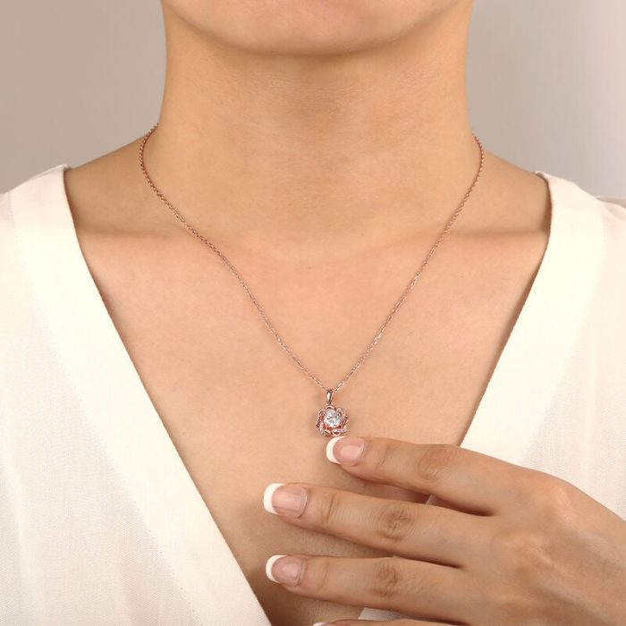 "My Beloved" Round Cut Floral Necklace