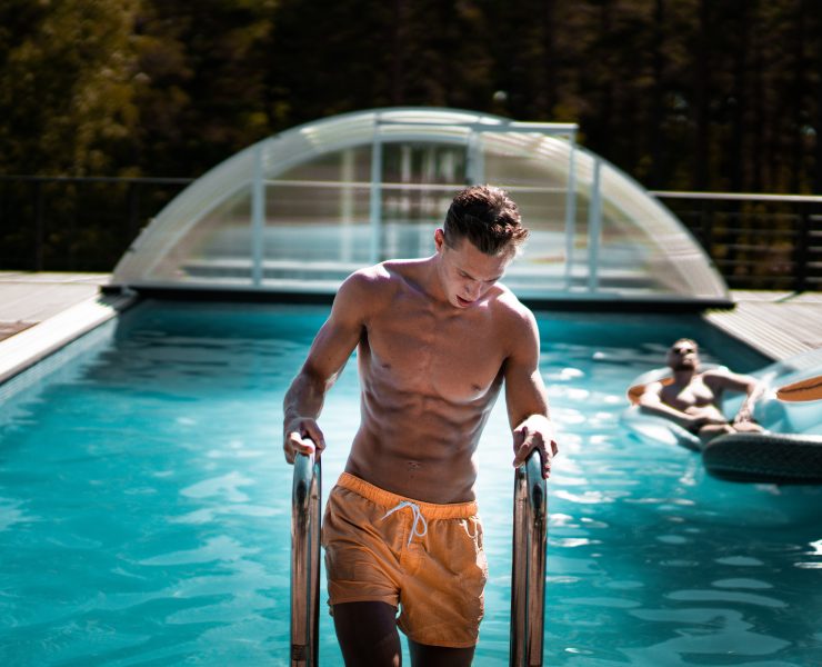 Fashion Tips for Men: Key Looks for a Beach Vacation