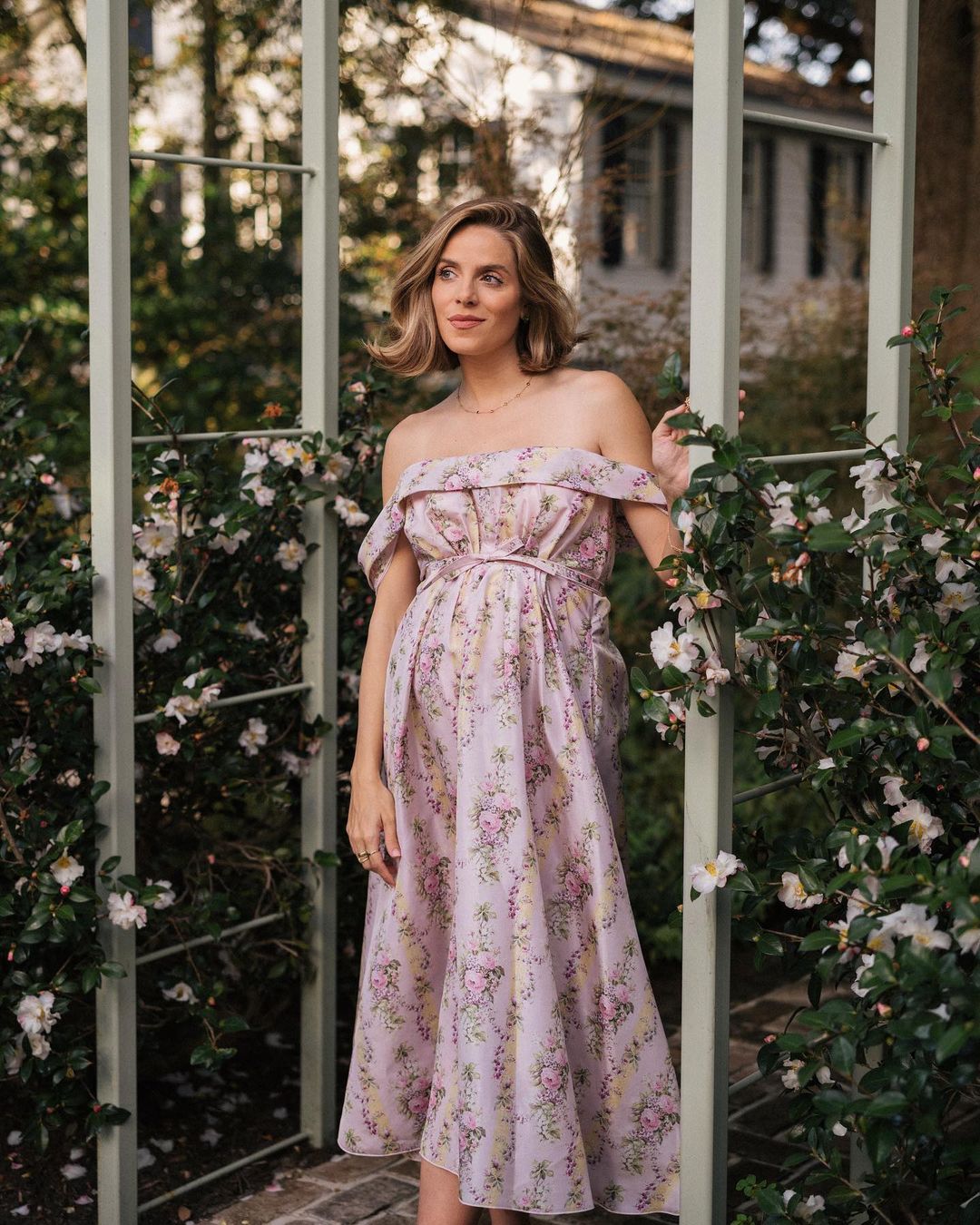 Stylish Maternity Wardrobe Staples Ideas