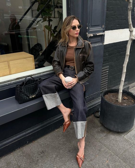 Elevating Your Wardrobe with Pointed Shoes Trend On 2024