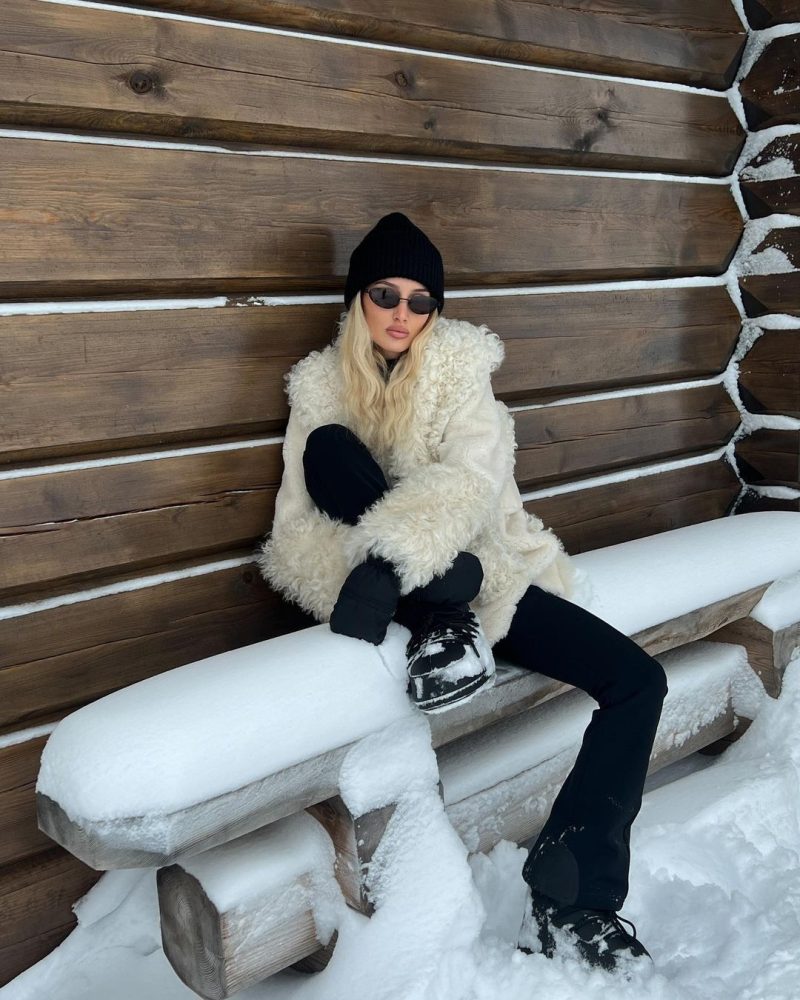 Après-ski Trend: How to Look Effortlessly Stylish After a Day on the Slopes