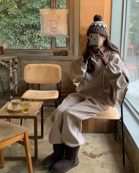 Korean Winter Style 2024: How To Achieve Cozy Aesthetic Look