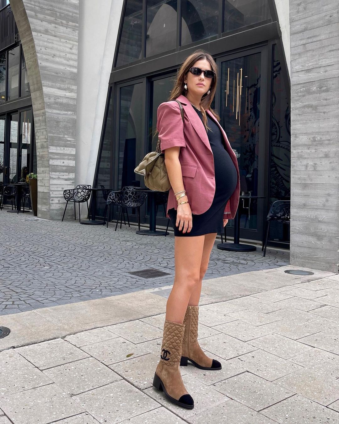 Stylish Maternity Wardrobe Staples Ideas