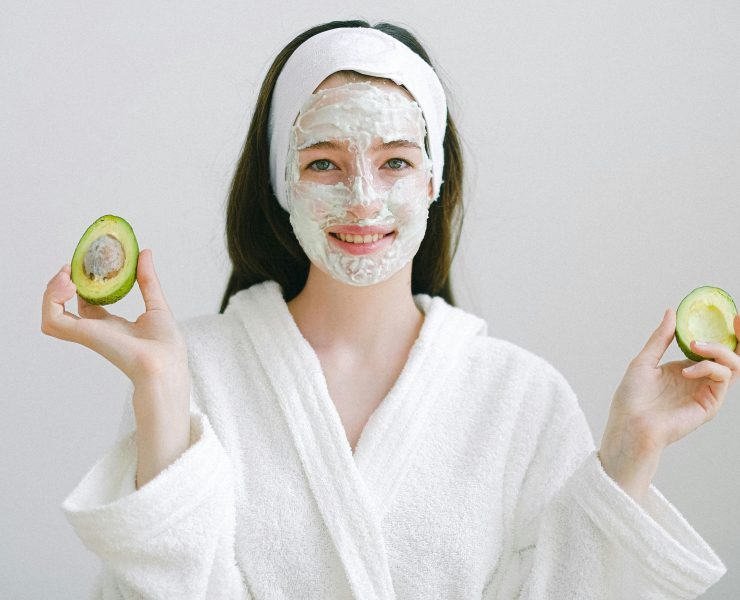 Mindful Beauty: Integrating Wellness into Your Daily Regimen