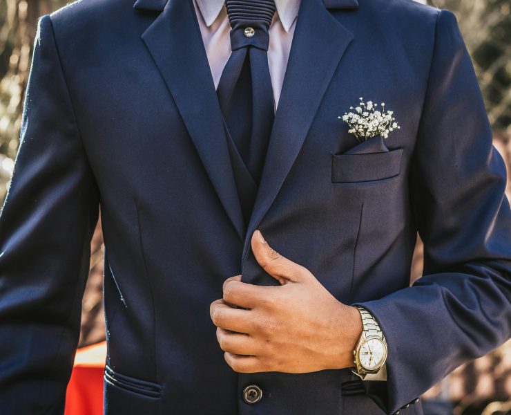The Proper Way To Match Your Tie With a Suit