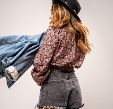 How Do You Style Denim Shorts?