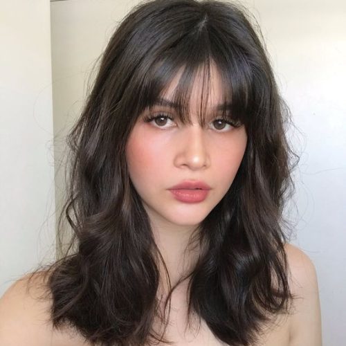 The Ultimate Guide to Medium Hairstyle Trends for 2024