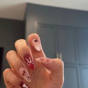 Bow-tiful Nails Trend: Chic Ideas for the Aesthetic Manicure