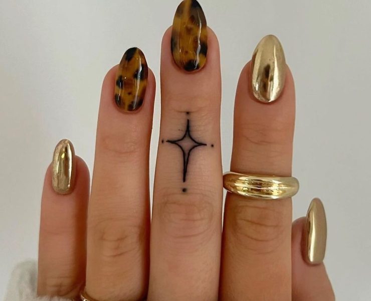 2023’s Fall Biggest Trend: The Tortoise Nails