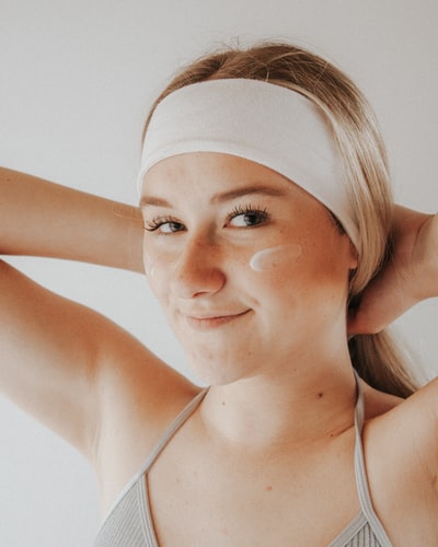 A Guide to Choosing CBD Creams for Better Skin