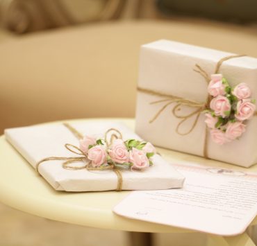 6 Tips for Finding the Right Gift for a Wedding