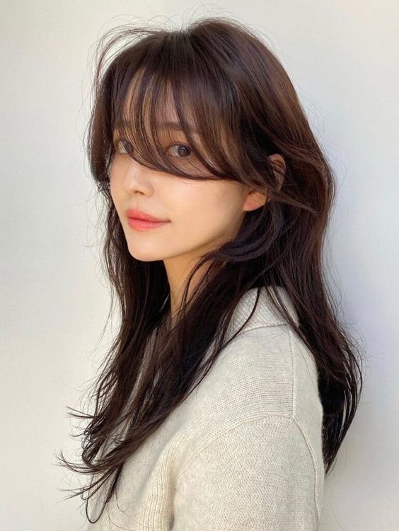 Achieving the Pretty Hair With Korean Wispy Bangs Trend