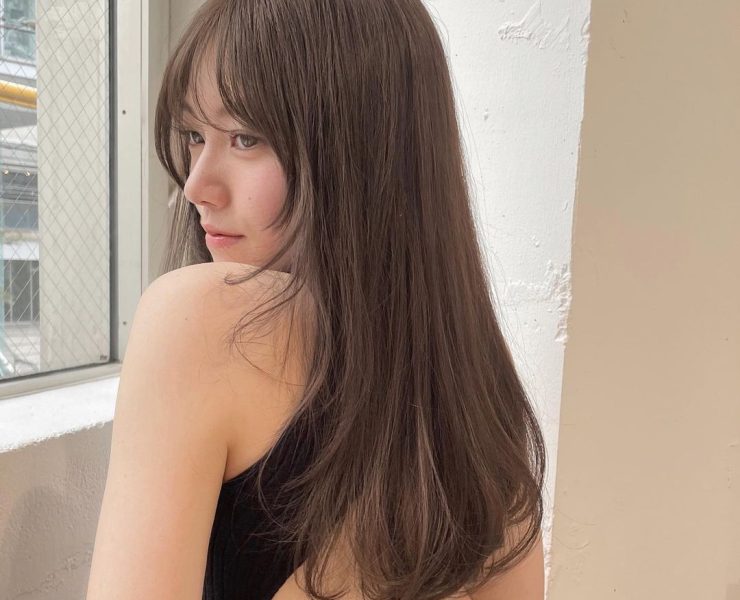 Achieving the Pretty Hair With Korean Wispy Bangs Trend