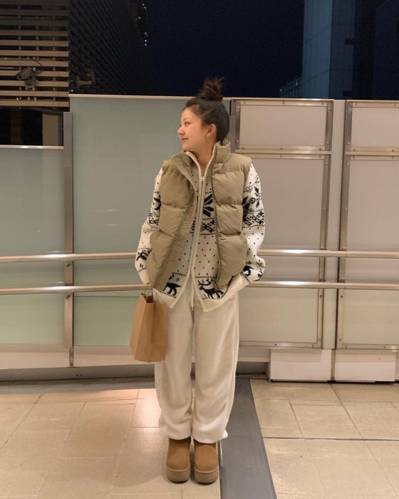Korean Winter Style 2024: How To Achieve Cozy Aesthetic Look