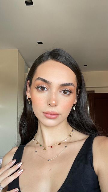 Beauty Trend 2024: The Perfect Makeup Looks for Brown-Eyed Beauties