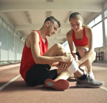 How To Deal With Sports Injuries That Happen In The Gym