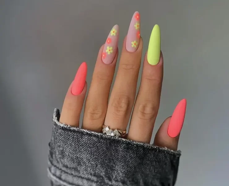 Neon Nail Art Ideas for 2024 Summer Vibes