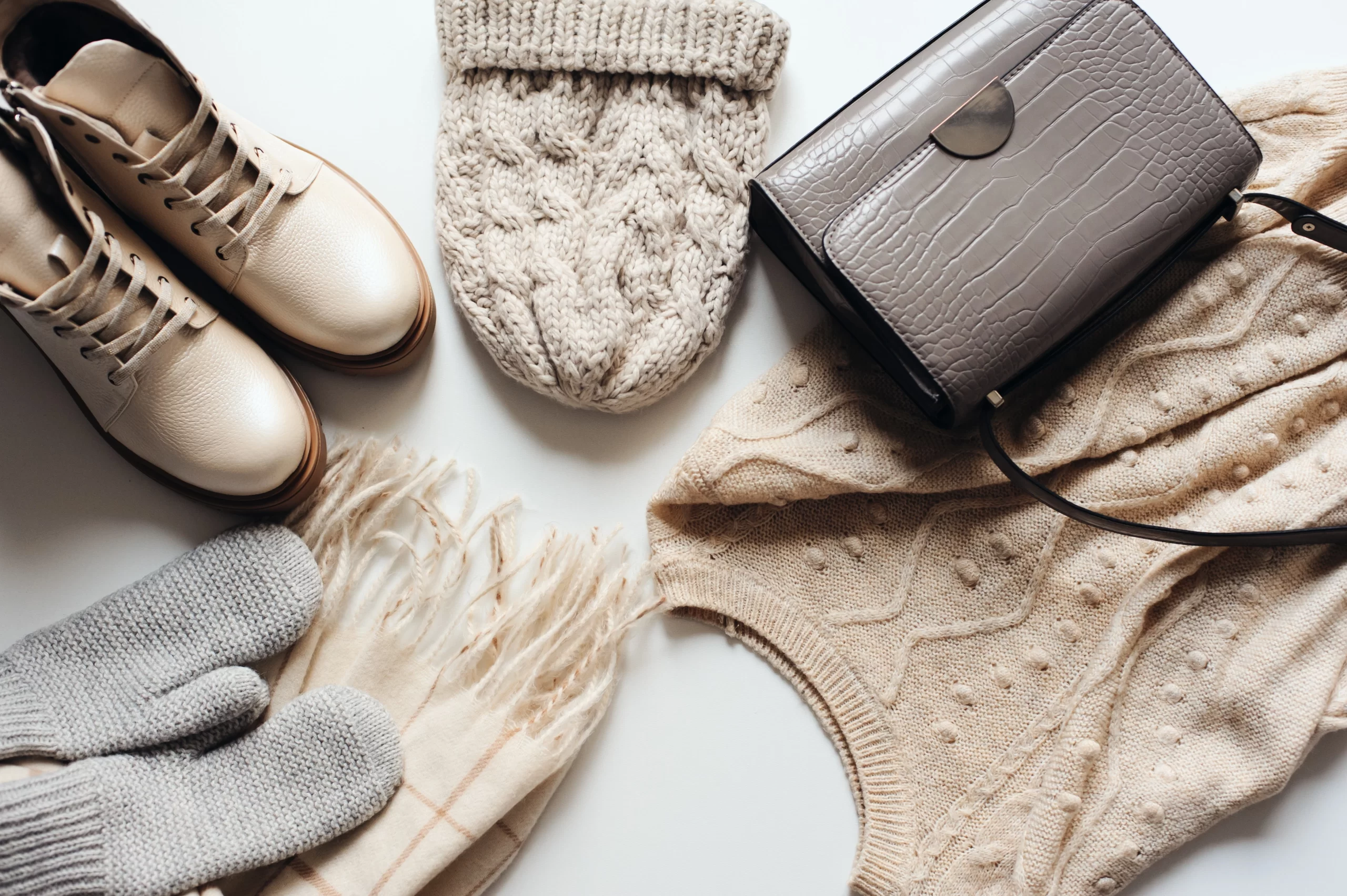 10 Must-Have Cozy Winter Clothing Pieces for Your Wardrobe