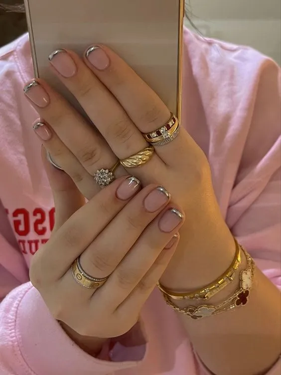 More Rings, More Stylish! How to Stack Rings in 2024
