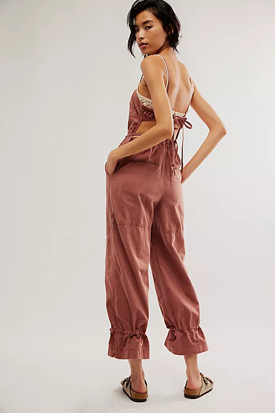 2024's Chicest Jumpsuit Looks: How to Style Them Now