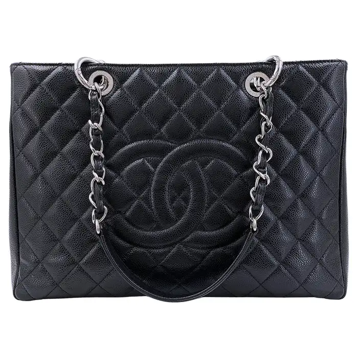 Luxurious Leather Tote Bags and the Celebrities Who Love Them
