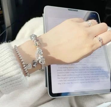 Chic Jewelry Trend — Why Charm Bracelets Are the Hottest Accessory in 2024?