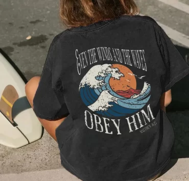 How to Combining Christian Clothing and Streetwear Trends for Everyday Wear