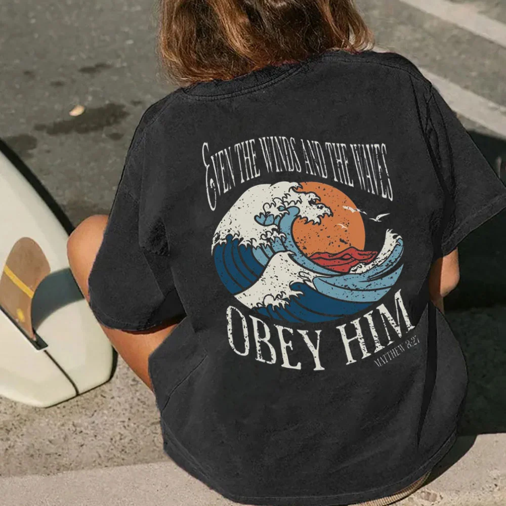 How to Combining Christian Clothing and Streetwear Trends for Everyday Wear